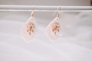 Bridal - Shimmer Foliage (Medium Dangle)